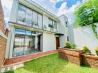 Modern Luxury Home for Sale – Katubedda