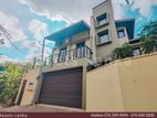 Modern Luxury house for immediate sale in Pannipitiya weera mawatha