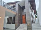 Modern Luxury House for Sale in Battaramulla