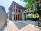 Modern Luxury House for sale in Pannipitiya