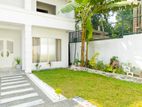 Modern Luxury House for Sale in Talawatugoda