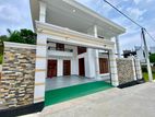 Modern Luxury Quality Valuable House for Sale in Boralesgamuwa
