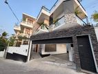 Modern Luxury Residence for Sale in Battaramulla