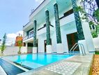 Modern Luxury Swimming Pool with House - Thalawathugoda