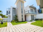 Elegant Two-Storey House For Sale In Piliyandala | ikman