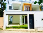 MODERN LUXURY UPSTAIRS HOUSE FOR SALE PILIYANDALA