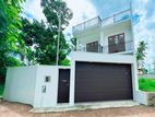 Modern New House for Sale in Athurugiriya