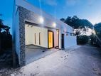 Modern Single Store House for Sale in Athurugiriya