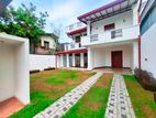 Modern super luxury House-piliyandalan