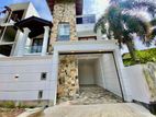Modern Super Valuable Luxury House for Sale in Piliyandala