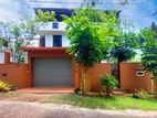 Modern Three Story House for Sale in Kahathuduwa