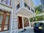 Modern Three-Story House for Sale in Kandana(ref: H1975)