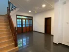 modern two storey house for Rent in dehiwala Seasite