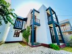 Modern-Type Luxury House for Sale in Kelaniya