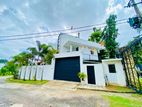 Modern Upstairs House for Sale – Athurugiriya