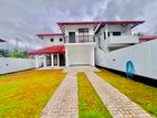 Modern Upstairs Luxury House For Sale In Negombo Daluwakotuwa