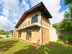 Modern villa / House for sale in Kahathuduwa (ID : KHTD001)