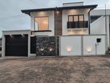 Mondern New Two storied house for sale athurugiriya