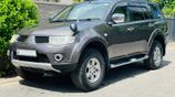 MONTERO SPORT 7SEETAR