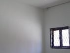 MORATUWA : 2-BR (750 SQFT) UNFURNISHED GROUND FLOOR APARTMENT FOR SALE