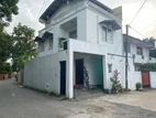 Moratuwa Rawathawatta 4 BR Upstairs House on 3 Perches Land for Sale