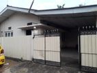 Moratuwa / Rawathawatte 50m to Galle Road House