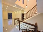 Mordern Brand New Luxury House 3 Story - Piliyandala