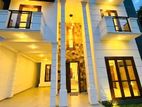 Mordern Luxury 3 Storied House - Boralesgamuwa