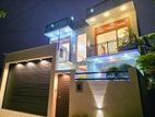 Mordern Luxury House For Sale in Kahatuduwa