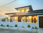 Mordern Luxury House For Sale in Kahatuduwa