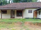 මොරොන්තුඩුව පර්චස් 9.5 ඉඩම සහ නිවස විකිණීමට ඇත