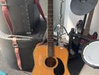 Morris W-30 Acoustic Box Guitar