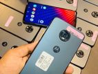 Moto Z4 4GB / 128GB (Used)