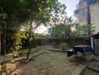 MOUNT LAVINIA : 11.29 PERCHES LAND WITH OLD HOUSE FOR SALE