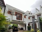 Mount Lavinia - Architect Designed House for rent