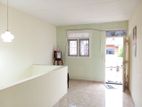 Mount Lavinia - First Floor House for rent
