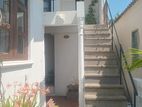 Mount Lavinia -Stylish Portion for Rent Executives