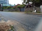 Mount Lavinia - Templers Road 44.25 Perches of Land with House for Sale