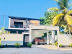 (MR362) Spacious 5-Bedroom Home for Rent in Kottawa