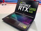 MSI Bravo Ryzen 7 RTX 4050 Gaming +16GB |512GB Laptop