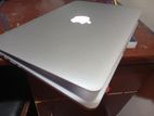 Apple Macbook