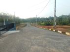 මුලින් ලක්ශ 10ක් ගෙවා ඉඩමක් මීගොඩින්