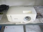 Multimedia Projector Benq MH733 Lumens 4000
