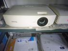 Multimedia Projector BENQ MX532 lumens 3300 full set available