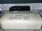 Multimedia projector EPSON EB585W ultra short throw lumens 3300