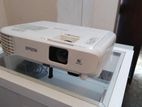 Multimedia Projector for rent