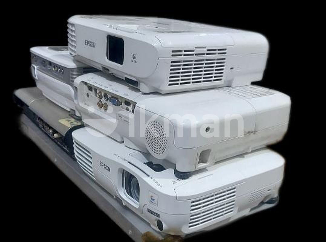 multimedia projectors Epson for Sale in Nugegoda ikman