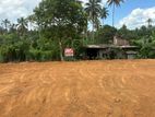 නාරම්මලින් කොලඹ පාරෙන් ඉඩමක් පර්චස් 60