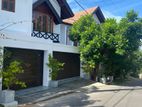 Nawala 17P. Villa type Luxury House with Pool near Gateway College