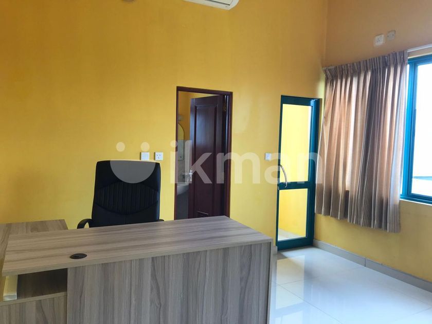 Nawala A/C Office Space for Rent | ikman